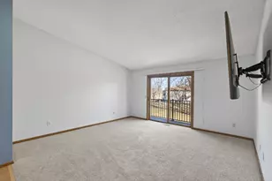 3306 Greenbrier St, Vadnais Heights, MN 55127 - Photo 7