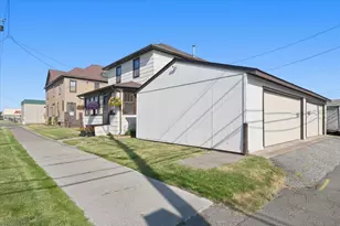 1817 N 16th St, Superior, WI 54880 - Photo 25