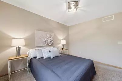 602 Todd Avenue, Eagan, MN 55123 - Photo 31