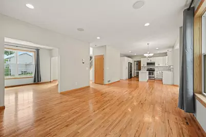6034 Summit Curve S, Cottage Grove, MN 55016 - Photo 13