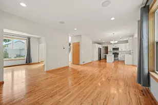 6034 Summit Curve S, Cottage Grove, MN 55016 - Photo 13