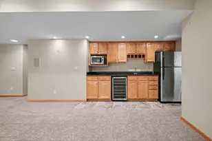 6034 Summit Curve S, Cottage Grove, MN 55016 - Photo 21