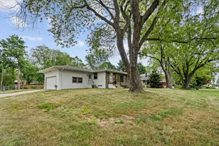 2754 Hamline Ave N, Roseville, MN 55113 - Photo 5