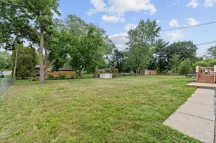 2754 Hamline Ave N, Roseville, MN 55113 - Photo 41