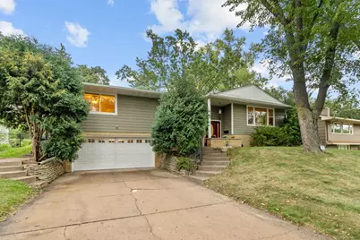2401 Gettysburg Avenue S, Saint Louis Park, MN 55426 - Photo 3