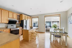 11317 Stratton Ave, Eden Prairie, MN 55344 - Photo 11