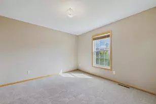 1421 Coneflower Ln, Shakopee, MN 55379 - Photo 19