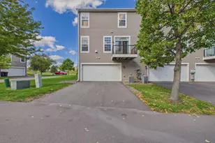 1421 Coneflower Ln, Shakopee, MN 55379 - Photo 25