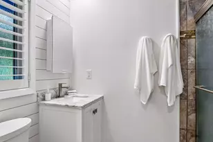 8756 Walton Oaks Dr, Bloomington, MN 55438 - Photo 25