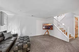 8756 Walton Oaks Dr, Bloomington, MN 55438 - Photo 27