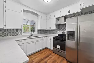 200 Belvidere St E, Saint Paul, MN 55107 - Photo 9