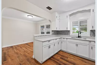 200 Belvidere Street E, Saint Paul, MN 55107 - Photo 11