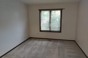 3584 Blue Jay Way, Eagan, MN 55123 - Photo 7