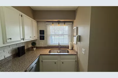 1507 5th Avenue NW, Austin, MN 55912 - Photo 11