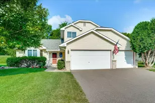 4916 Helmo Ave N, Oakdale, MN 55128 - Photo 1