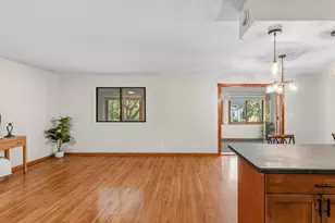 15 Wyoming St W, Saint Paul, MN 55107 - Photo 7