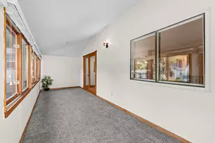 15 Wyoming St W, Saint Paul, MN 55107 - Photo 11