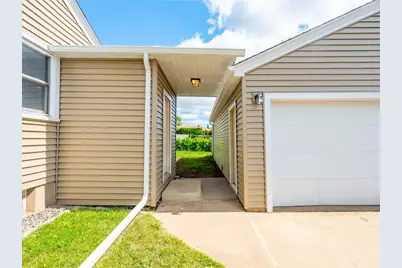 716 5th Street S, Virginia, MN 55792 - Photo 35