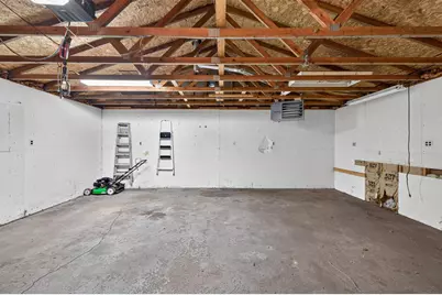 2715 10th Avenue E, North Saint Paul, MN 55109 - Photo 29
