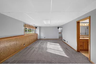 2715 10th Avenue E, North Saint Paul, MN 55109 - Photo 25