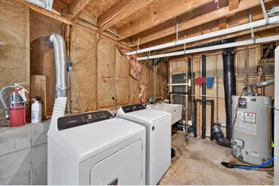 2715 10th Avenue E, North Saint Paul, MN 55109 - Photo 21