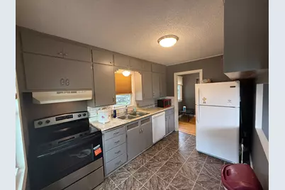 1704 3rd Avenue NW, Austin, MN 55912 - Photo 3