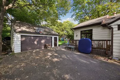 18160 Berry Lane, Wayzata, MN 55391 - Photo 5