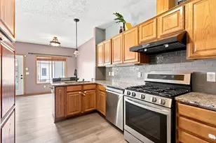 8605 Tessman Cir N, Brooklyn Park, MN 55445 - Photo 7