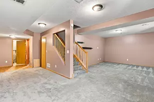 8605 Tessman Cir N, Brooklyn Park, MN 55445 - Photo 11