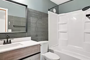 8605 Tessman Cir N, Brooklyn Park, MN 55445 - Photo 17