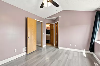 8605 Tessman Circle N, Brooklyn Park, MN 55445 - Photo 19
