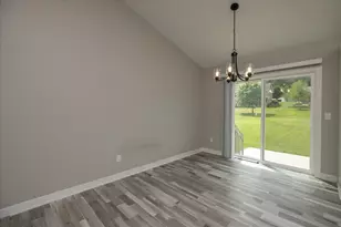 302 Devin Dr, Saint Charles, MN 55972 - Photo 9