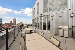 811 Washington Ave S, Minneapolis, MN 55415 - Photo 43