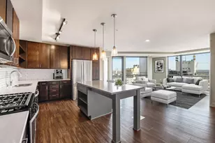 811 Washington Ave S, Minneapolis, MN 55415 - Photo 1