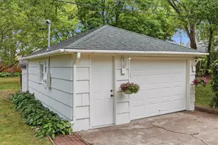 4504 Halifax Ave N, Robbinsdale, MN 55422 - Photo 59