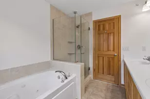 8262 Labont Way, Eden Prairie, MN 55344 - Photo 9