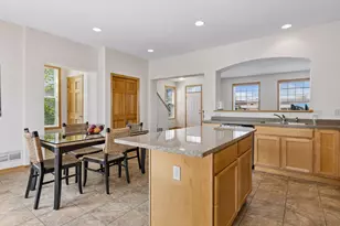 8262 Labont Way, Eden Prairie, MN 55344 - Photo 3