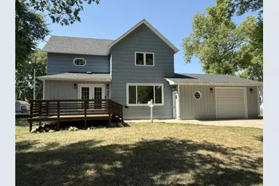 423 12th Street N, Breckenridge, MN 56520 - Photo 1