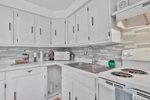4781 Aberdeen Rd, Mound, MN 55364 - Photo 5