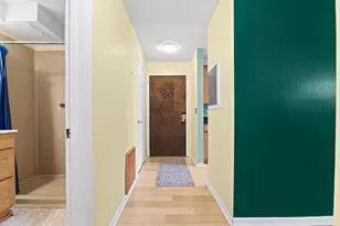 520 Ridgewood Ave, Minneapolis, MN 55403 - Photo 11