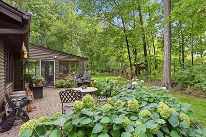 5665 Star Circle, Shorewood, MN 55331 - Photo 25