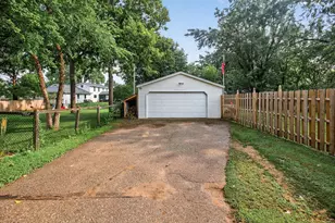 517 8th St W, Hastings, MN 55033 - Photo 27