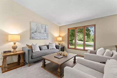 10465 Olympic Circle, Eden Prairie, MN 55347 - Photo 3