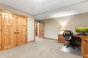 2180 Crestview Dr, Excelsior, MN 55331 - Photo 37