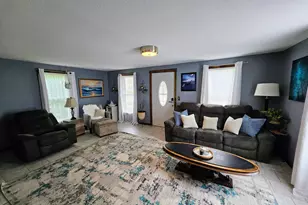 323 1st St SW, Wadena, MN 56482 - Photo 5