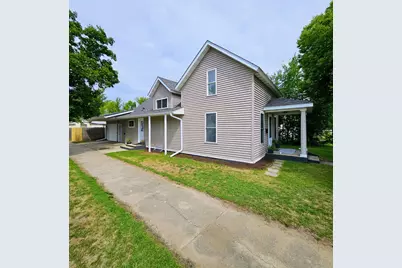 323 1st Street SW, Wadena, MN 56482 - Photo 1