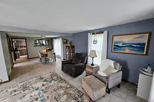 323 1st St SW, Wadena, MN 56482 - Photo 9
