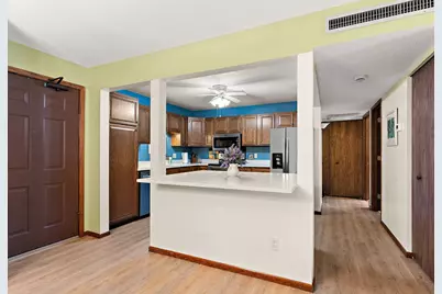 10540 43rd Avenue N #203, Plymouth, MN 55442 - Photo 3