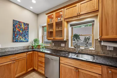 572 Dayton Avenue, Saint Paul, MN 55102 - Photo 21