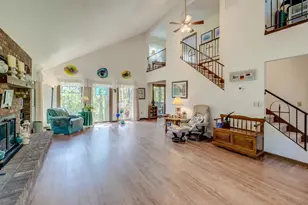 723 Glenna Dr, Hudson, WI 54016 - Photo 9